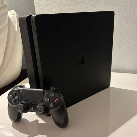 playstation 4 slim