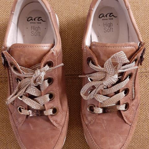 Ara High Soft sneakers skinnsko - str. 6,5 (ca. 40) - kan sendes