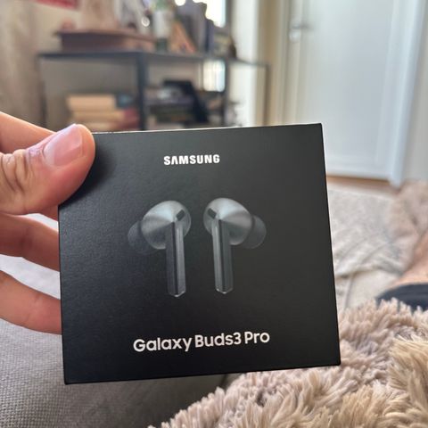 SAMSUNG BUDS3 PRO