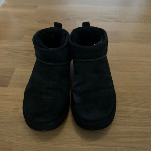 Ugg Ultra Mini Strl 38