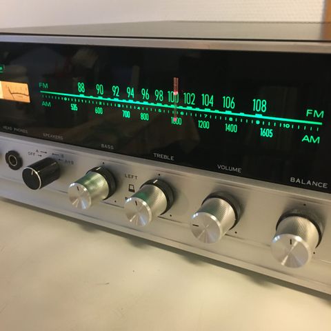 Vintage Receiver Sansui Solid State 800