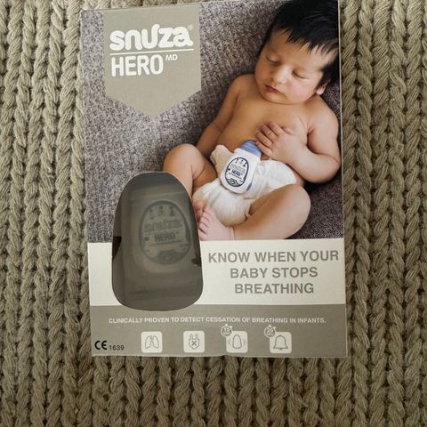 Snuza hero