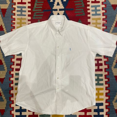 YSL Short-Sleeve skjorte