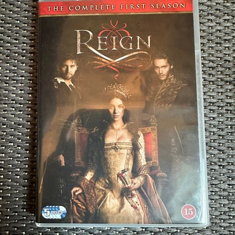 Reign Complete First Season DVD