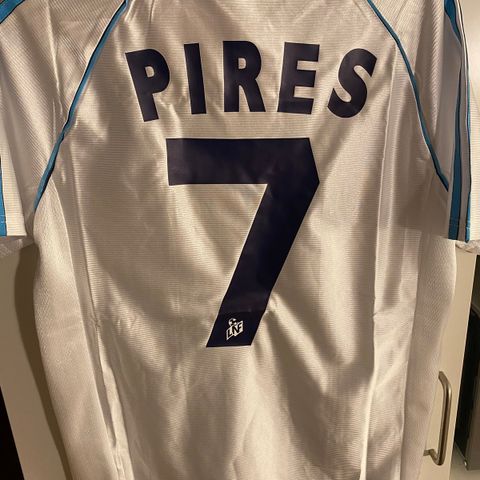 Marseille 1998-1999 Pires 7 drakt