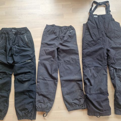 Gode og lite brukt gore tex bukser, str 140 og 152