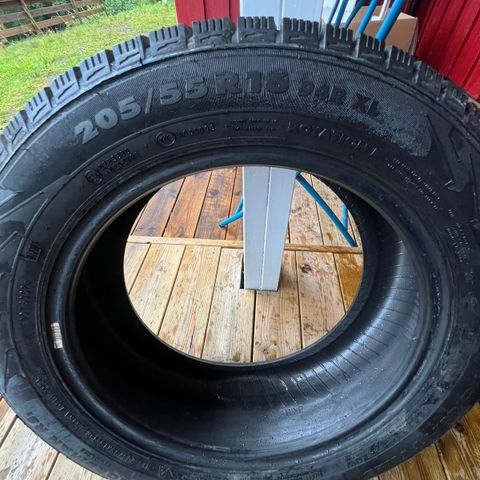 Nokian Vinter dekk 205/55R (kjørt 200km, som nye)