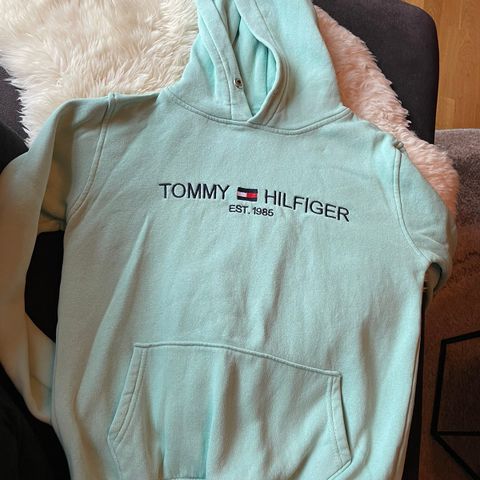 Tommy Hilfiger - genser