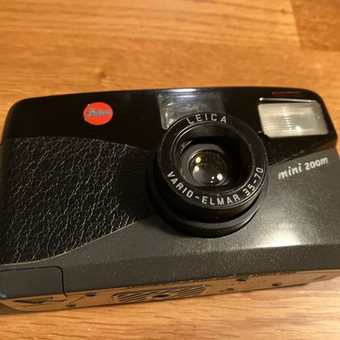 Leica minizoom analogt kamera