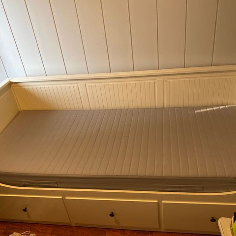 IKEA Hemnes dagseng