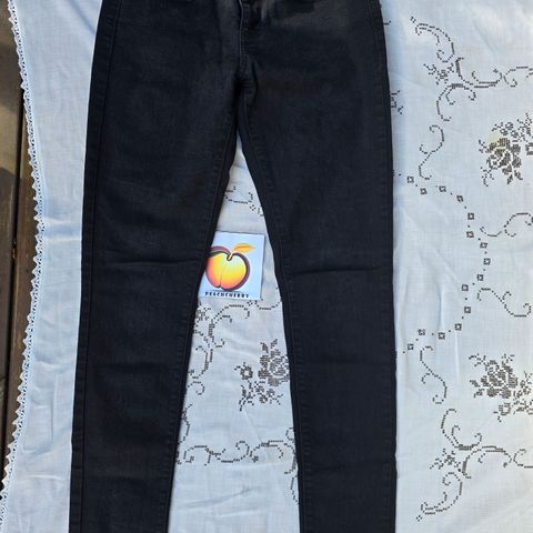 Levi's Demi Curve Modern Rise Skinny - W25