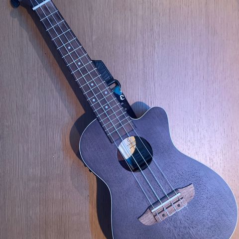 Ortega RUCOAL-CE Concert ukulele