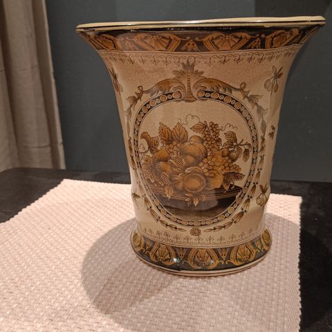 Retro vase