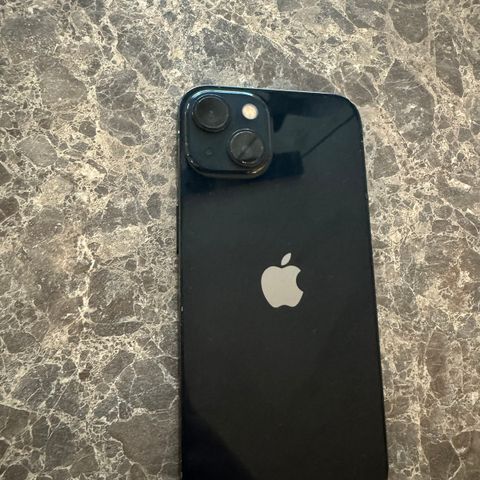 iPhone 13 128gb (Må hentes!)