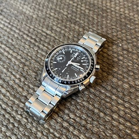 Omega Speedmaster Automatic / Day-Date