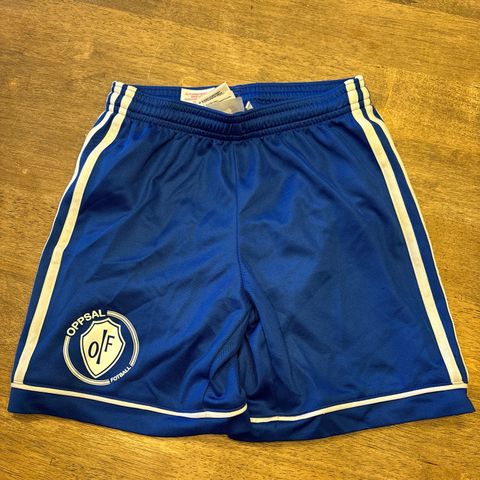 Oppsal fotball-shorts str -140  (9-10år)