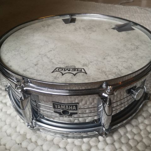 Yamaha 14x5,5 skarptromme.