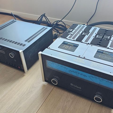 McIntosh MX123 og MC257 (prosessor og effektforsterker) selges