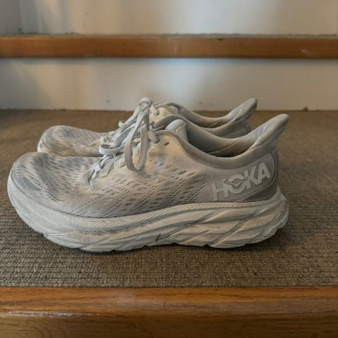 Hoka Clifton 8 Strl 38