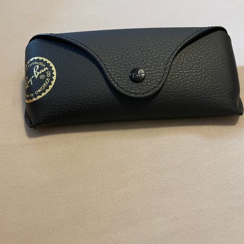 Ubrukt og nytt Ray ban brille etui