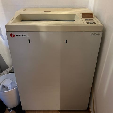 Rexel 1350 Auto makuleringsmaskin