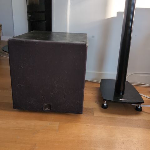 Dali basis 100 subwoofer