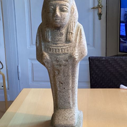 Figur i egyptisk stil