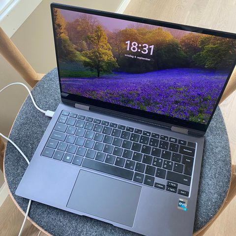 Samsung galaxy book2 pro 360