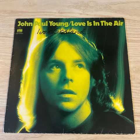 John Paul Young- Love Is In The Air