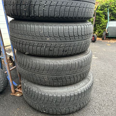 Michelin 195/65-15 vinterdekk