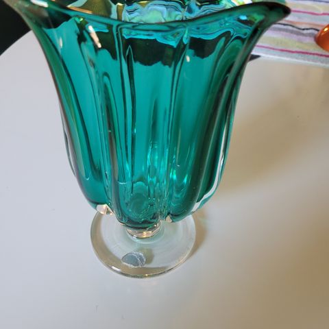 Grønn  glass vase