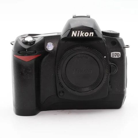 Nikon D70