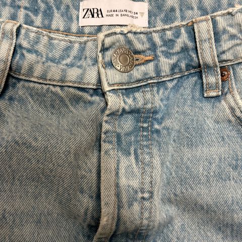 Jeans fra Zara str. 44