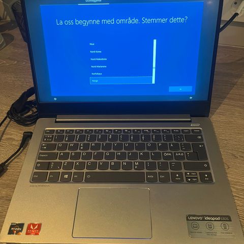 Lenovo IdeaPad