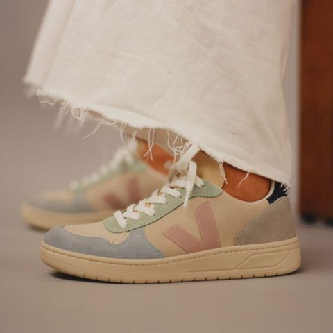 Veja V-10 SUEDE MULTICO NATURAL BABE 38