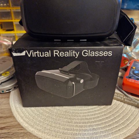 Virtual Reality Glasses