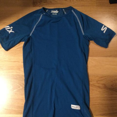 Swix trenings t-skjorte (base layer), str S