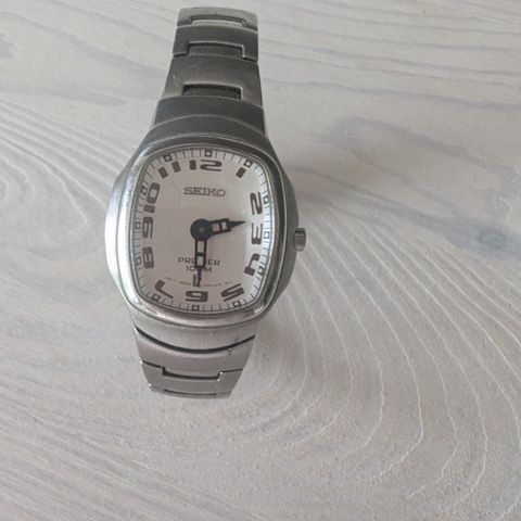 Pent brukt Seiko premier klokke