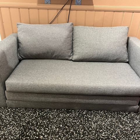 Fin sovesofa