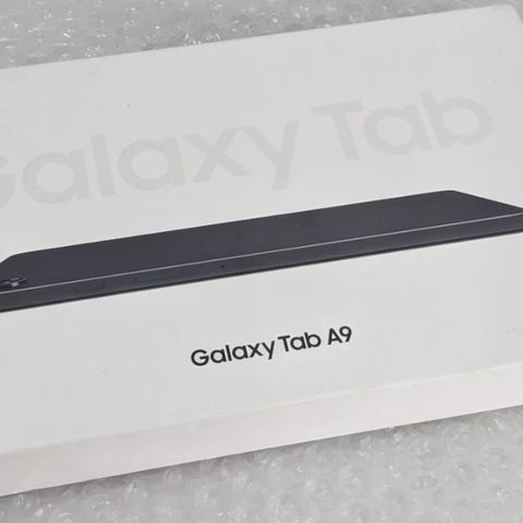 Uåpnet Samsung Tab A9