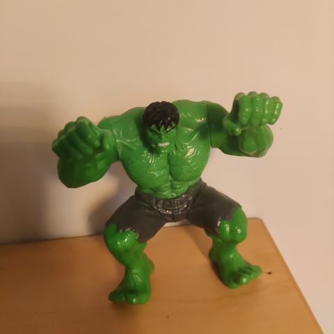 Incredible Hulk Action Figure Marvel Avengers Grey Pants  Jointed