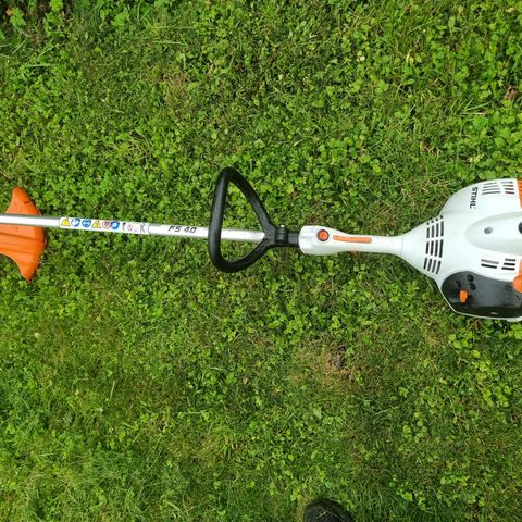 Gresstrimmer Stihl FS 40 selges