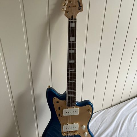 Squier 40th gold edition