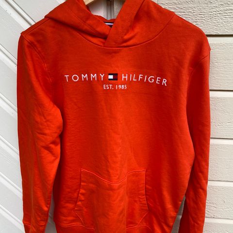 Tommy Hilfiger genser str 176