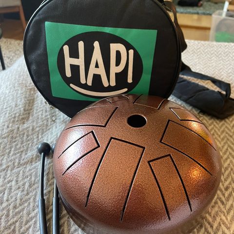 Steel tongue drum - Hapi  (ny 1700 kr)