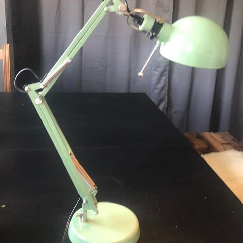 Skrivebordslampe bordlampe