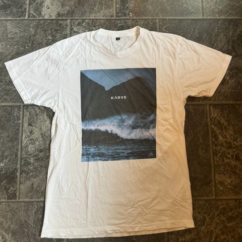 Karve Campaign Tee (Medium)