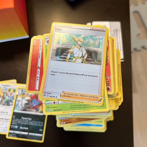 Pokemon bulk fra forskjellige set