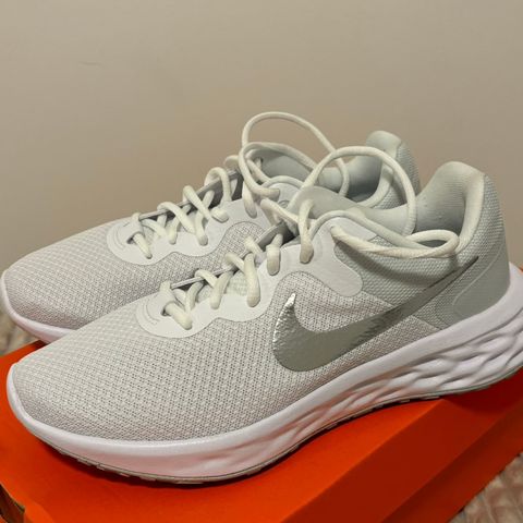 Nike Revolution 6 nn-joggesko