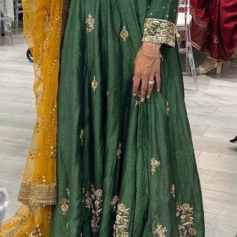 Lehnga til bryllup/ fest